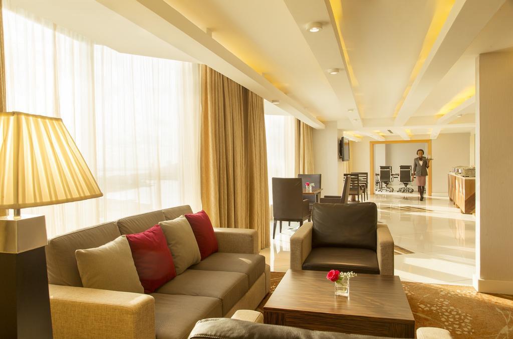Lagos Continental Hotel Екстер'єр фото